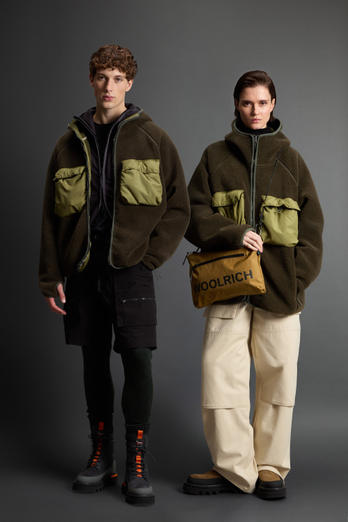 Hybrid-Kapuzenjacke mit durchgehendem Reißverschluss Grün photo 1 | Woolrich