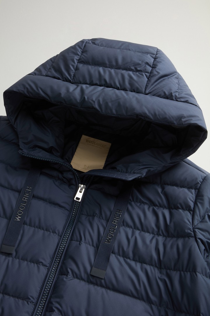 Licht donsjack van microvezel met capuchon Blauw photo 10 | Woolrich