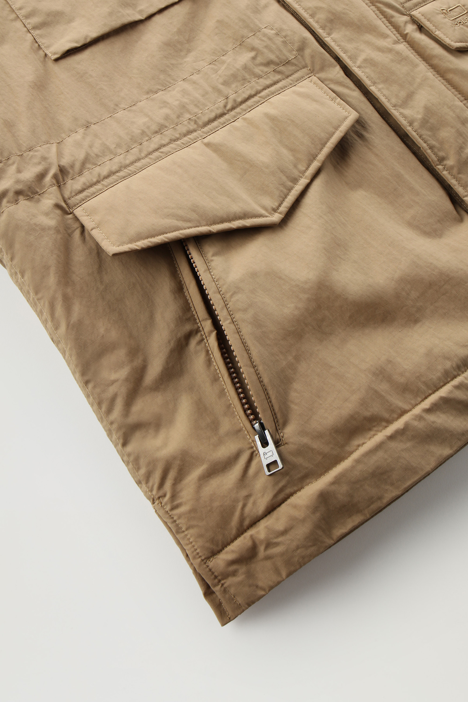 Ripstop-Feld-Jacke mit Sherpa-Futter beige photo 8 | Woolrich
