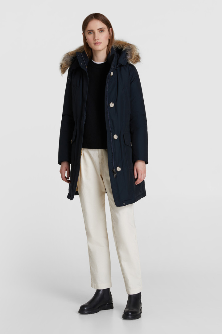 Parka Arctic longue en fourrure de coyote