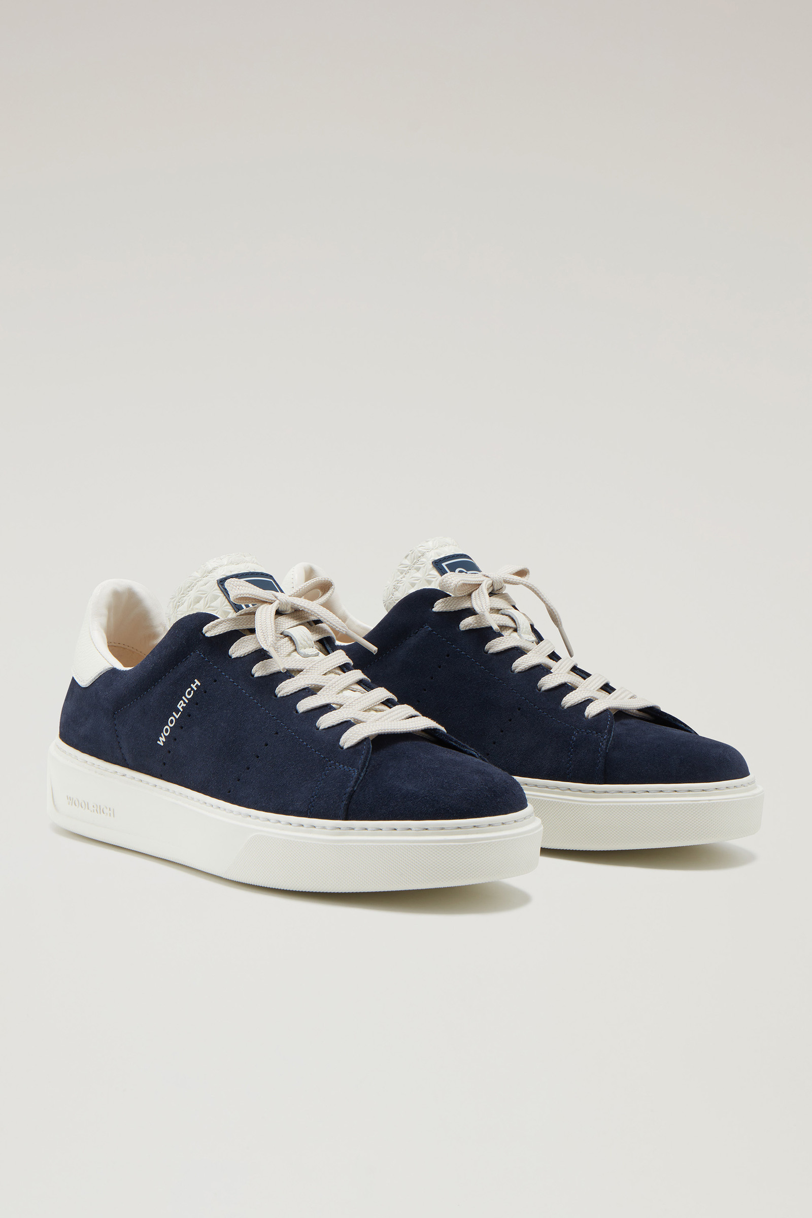 Sneakers Classic Court aus Veloursleder mit kontrastierenden Details blau photo 2 | Woolrich
