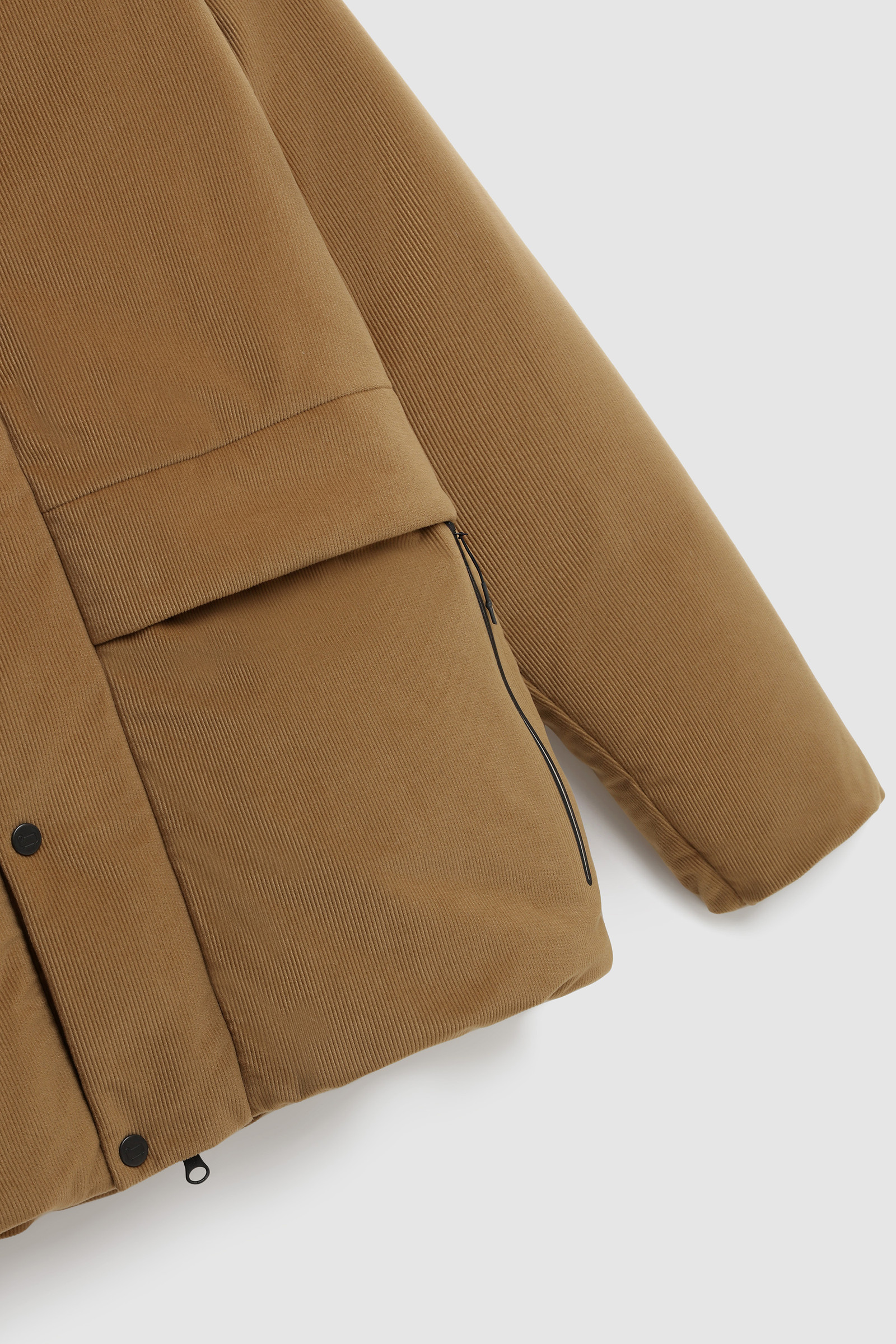 GORE-TEX puffiger Daunen-Parka aus Kord