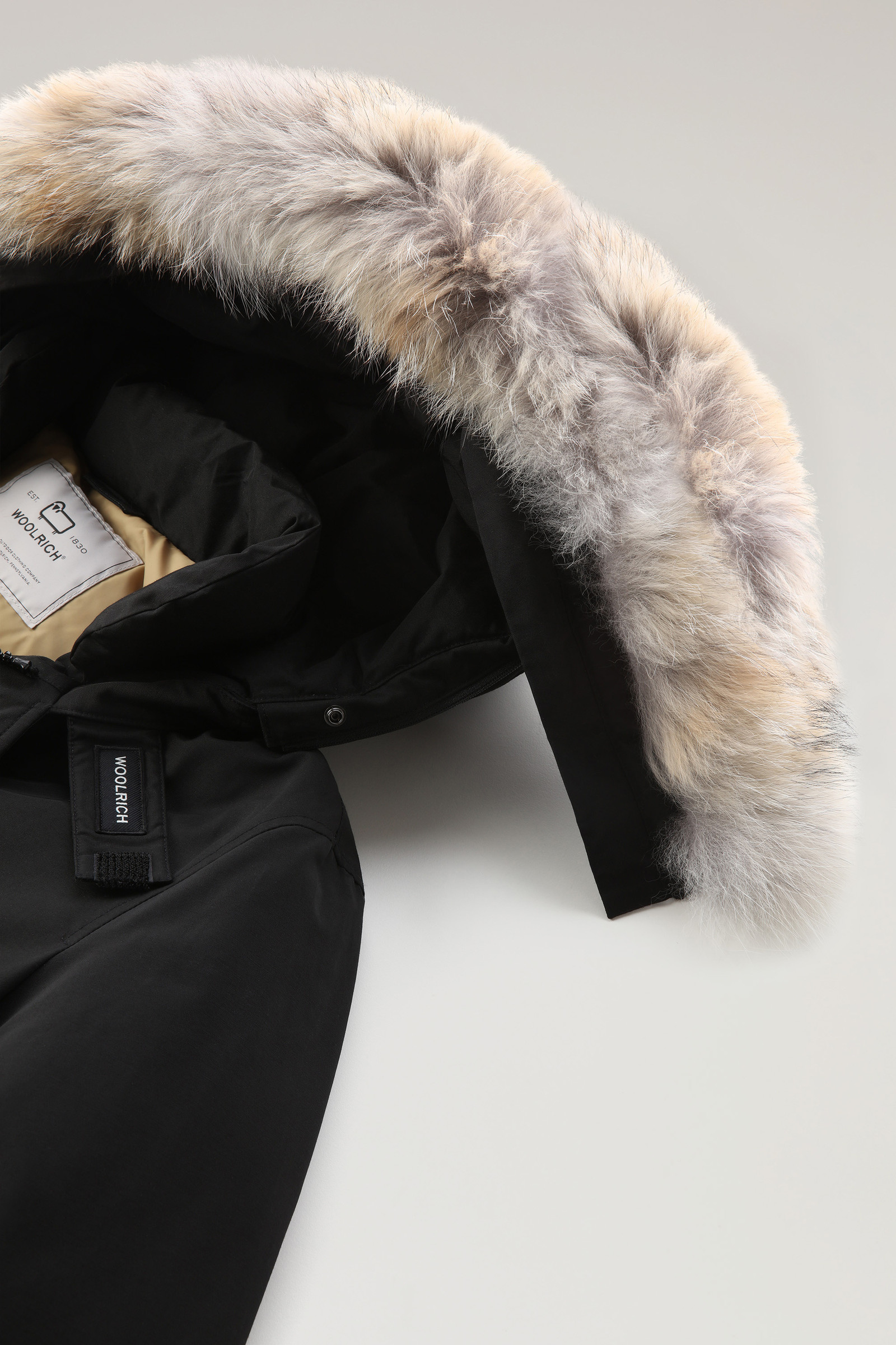 Men's Arctic Anorak in Ramar Cloth with Detachable Fur Black | Woolrich USA