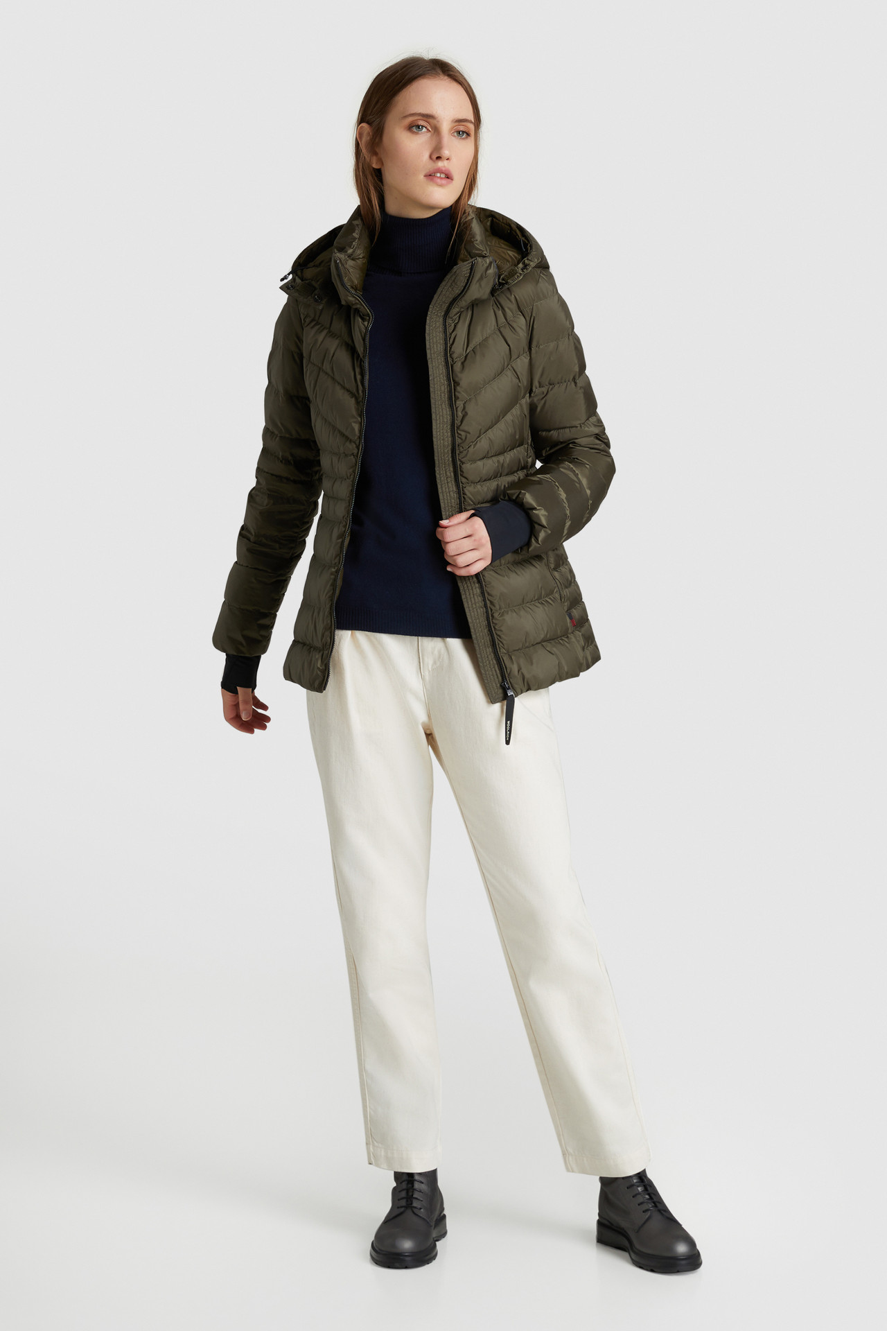 Maglione In Lana Stretch A Collo Alto