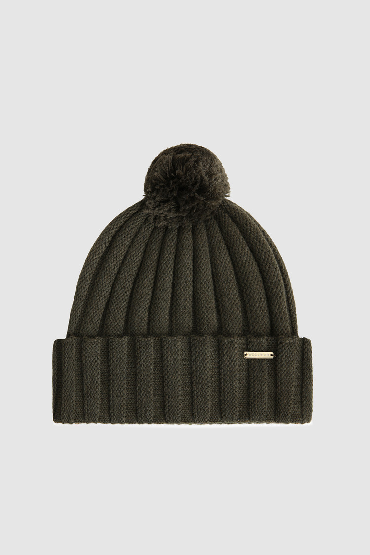 Beanie aus Schurwolle mit Bommel