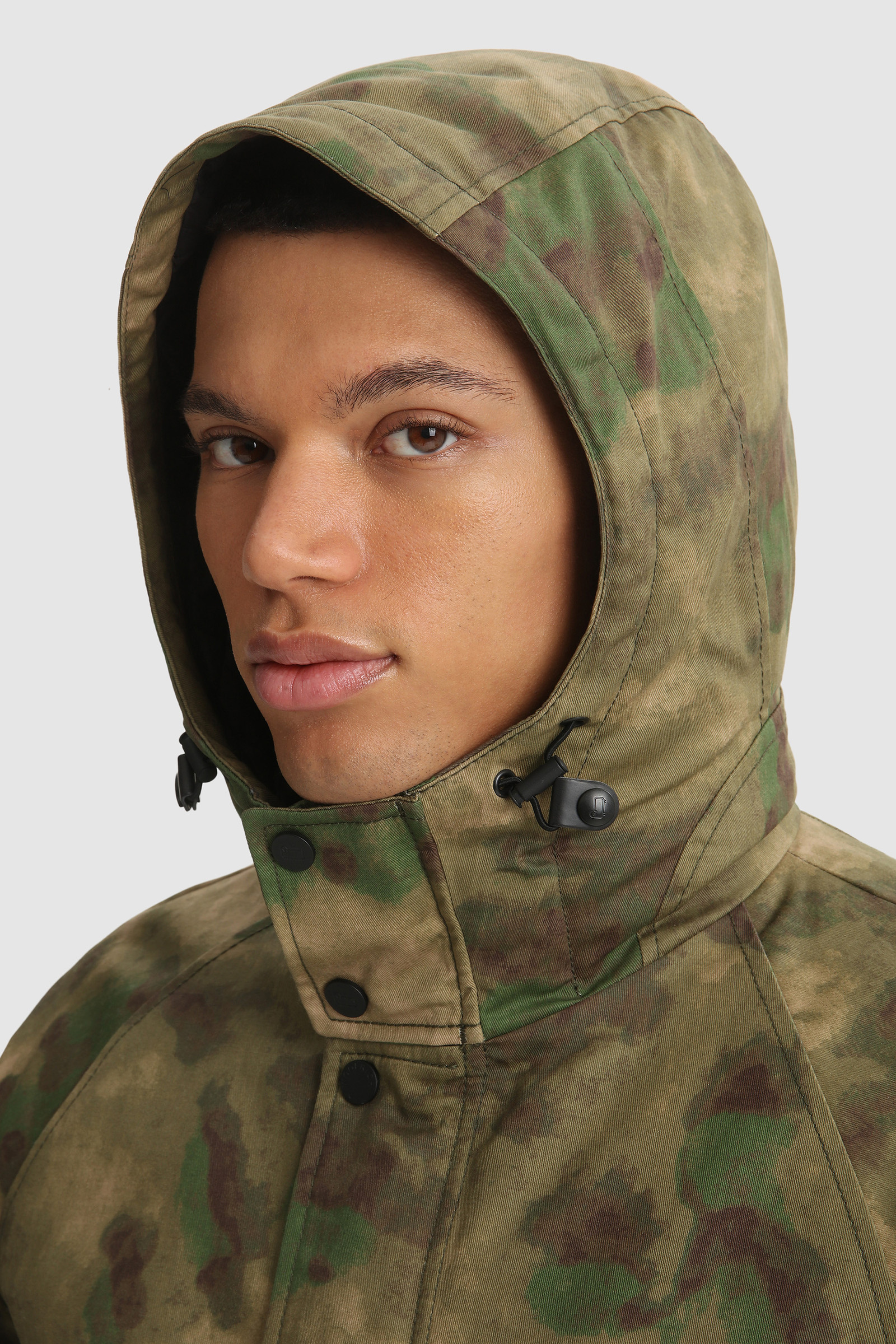 Polar Parka aus gewachster Camo-Baumwolle von British Millerain