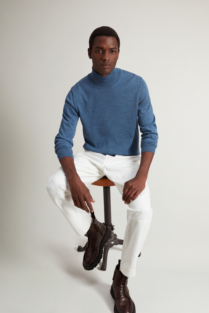 Turtleneck Sweater in Pure Merino Virgin Wool Blue photo 4 | Woolrich