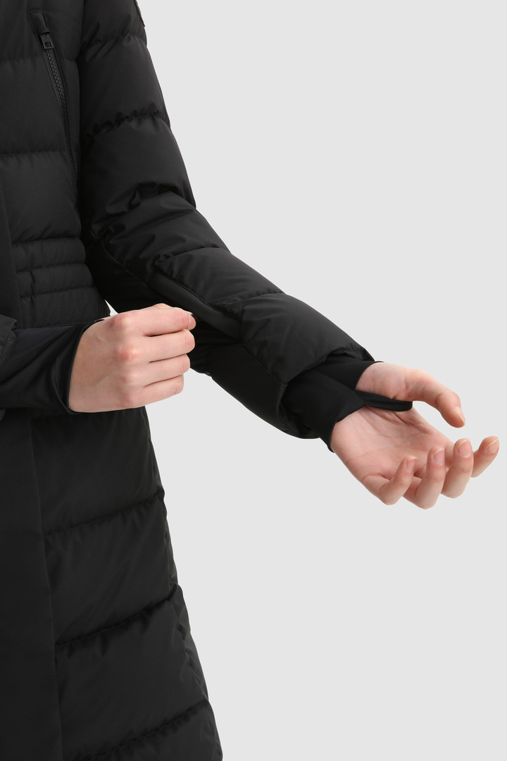 Langer Tacony Parka aus GORE-TEX Schwarz photo 6 | Woolrich