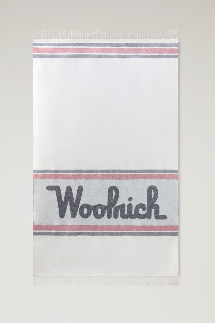 Blanket in a Cotton-Linen Blend with Jacquard Logo White photo 1 | Woolrich