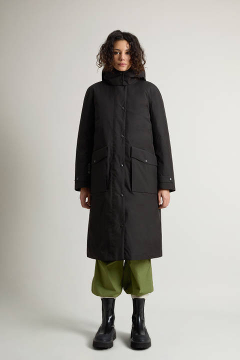 Coat in WINDSTOPPER GORE-TEX Black | Woolrich