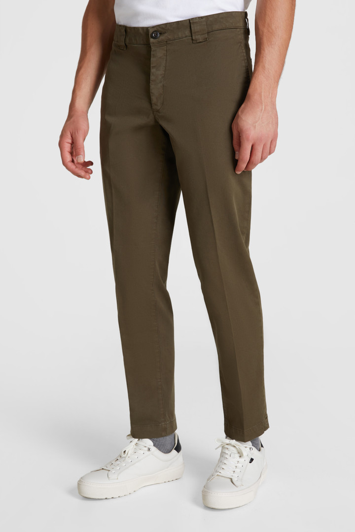 Stukgeverfde katoenen chinobroek