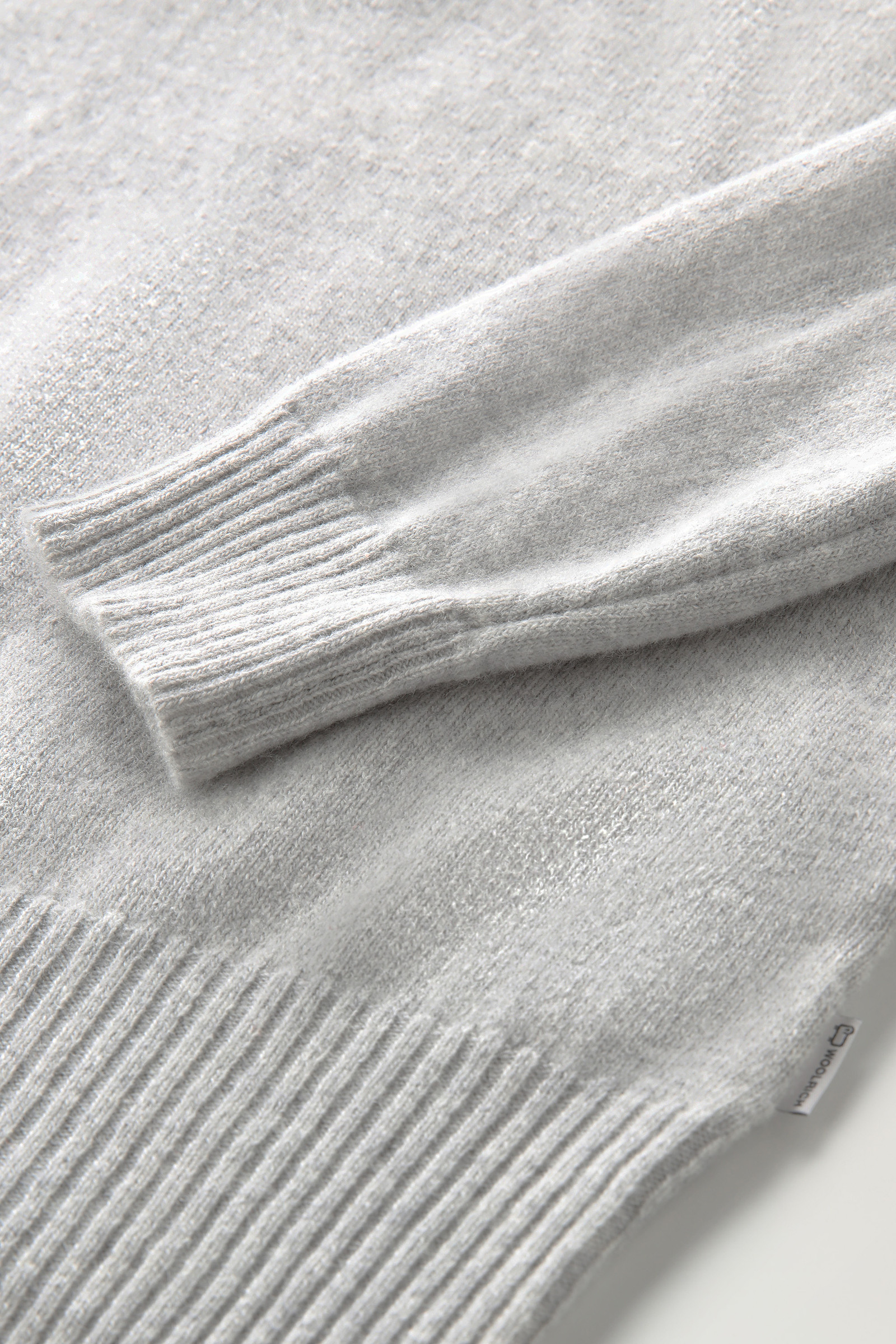 Mixed Wool and Cashmere V-Neck Sweater Grey photo 7 | Woolrich