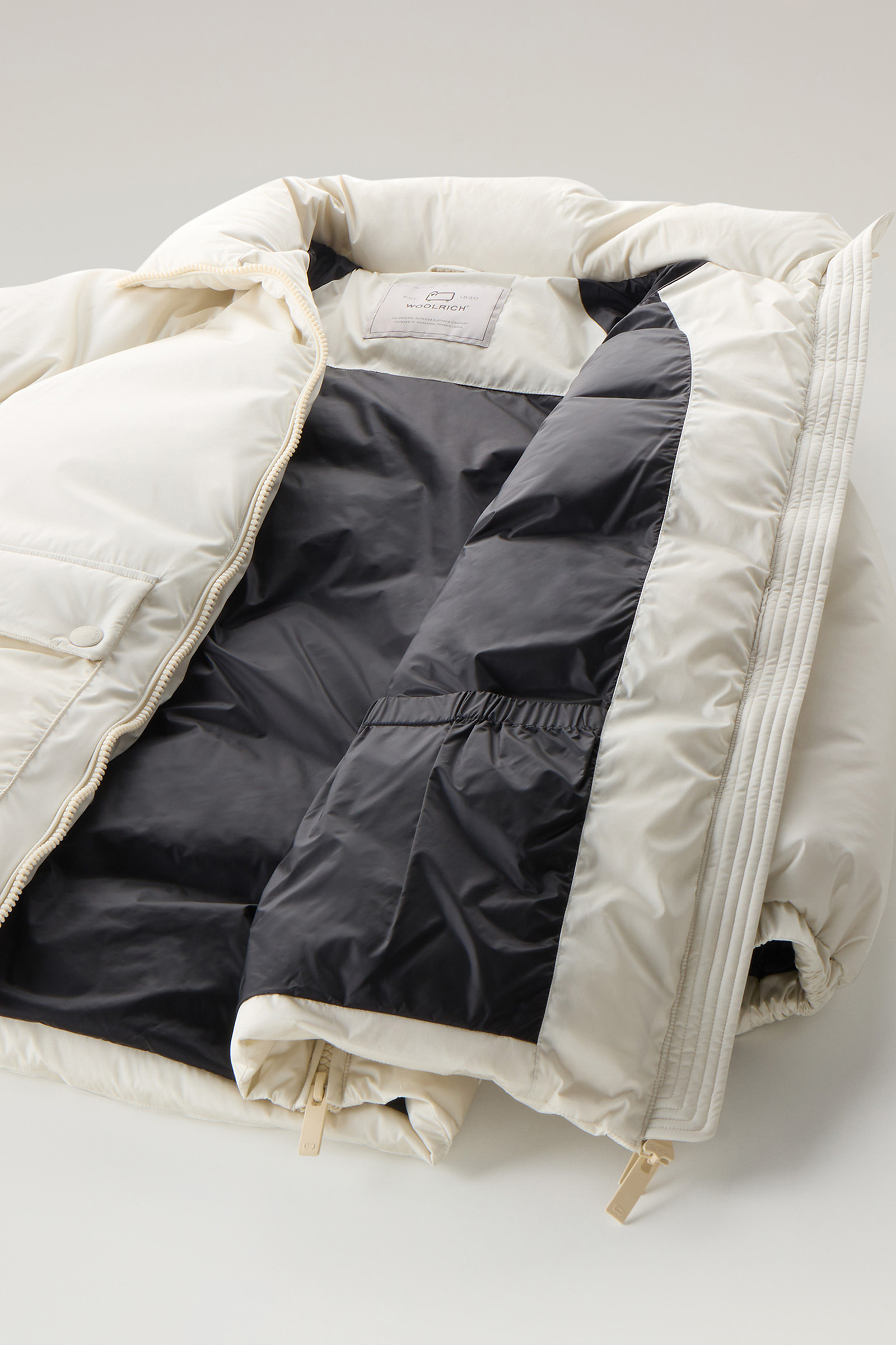 Alsea Daunenjacke mit Kapuze aus Stretch-Nylon weiß photo 10 | Woolrich