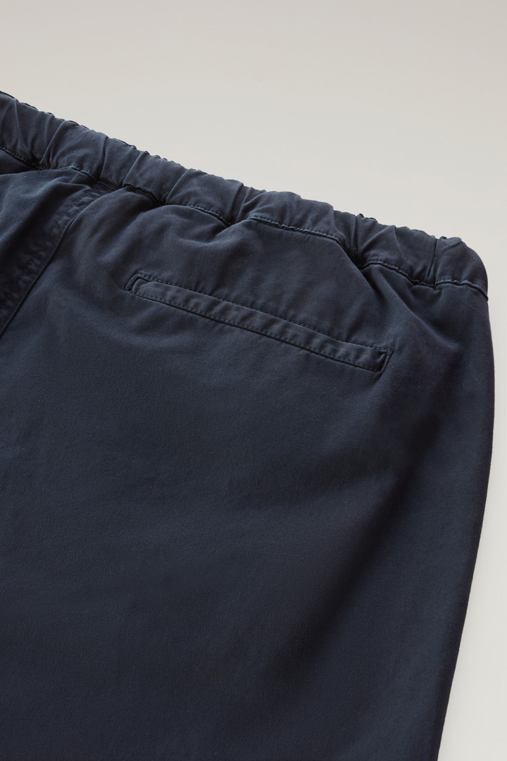 Pantalon Chino teint en pièce en coton élastique Bleu photo 5 | Woolrich