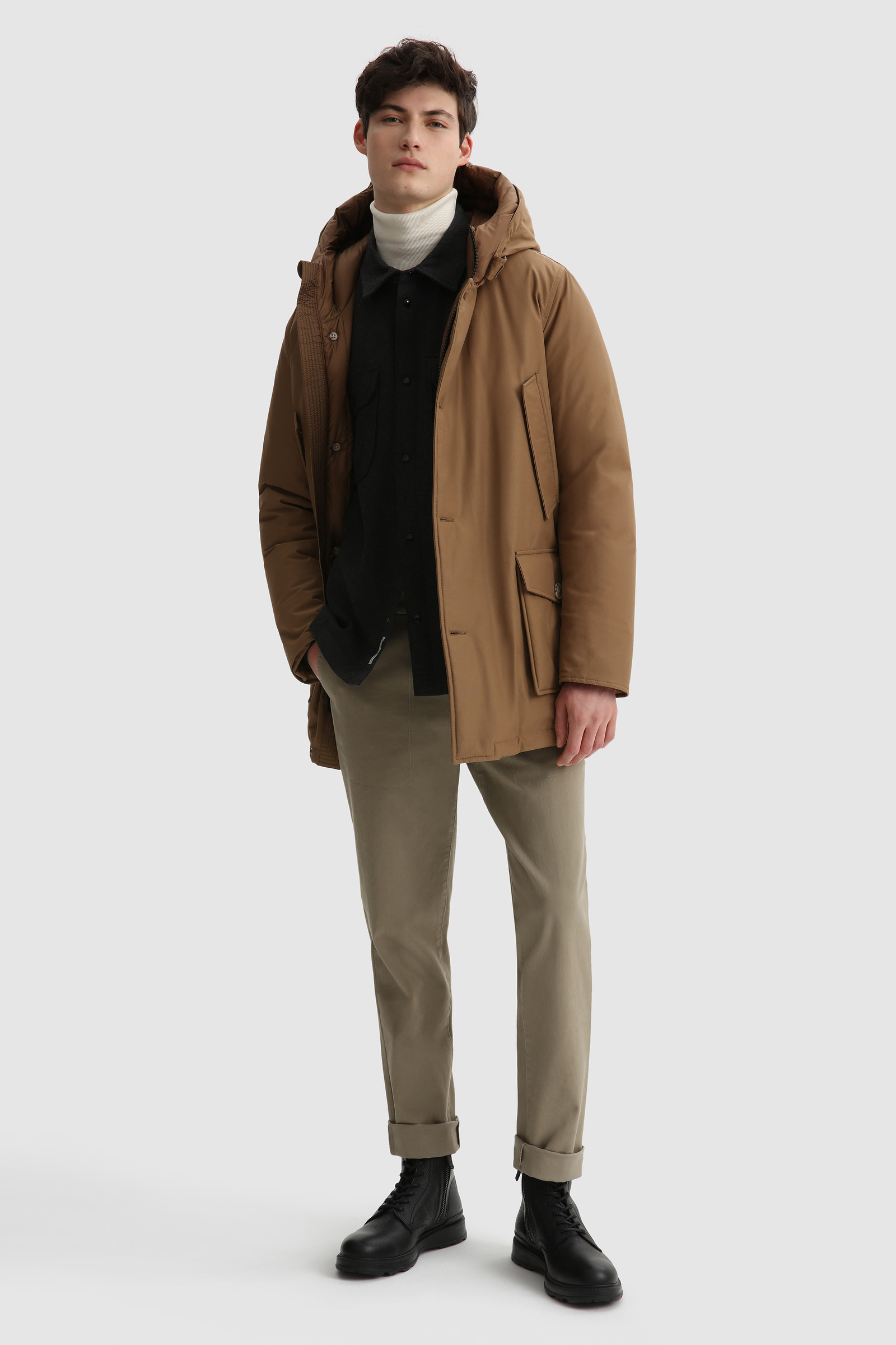 Alaskan Shirt in Recycled Italian Wool Black photo 2 | Woolrich
