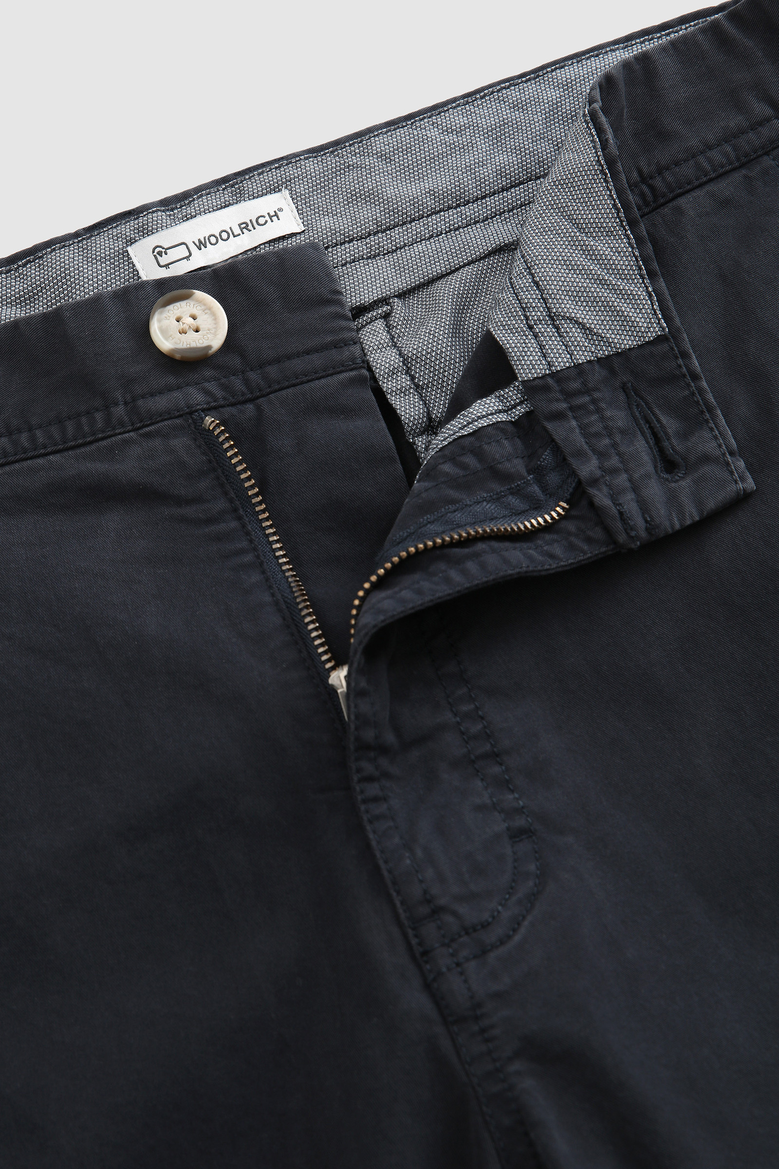 Short cargo teint en pièce bleu photo 5 | Woolrich