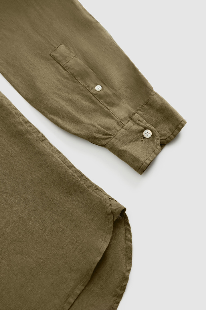 Camisa de puro lino teñida en prenda con cuello mao verde photo 7 | Woolrich