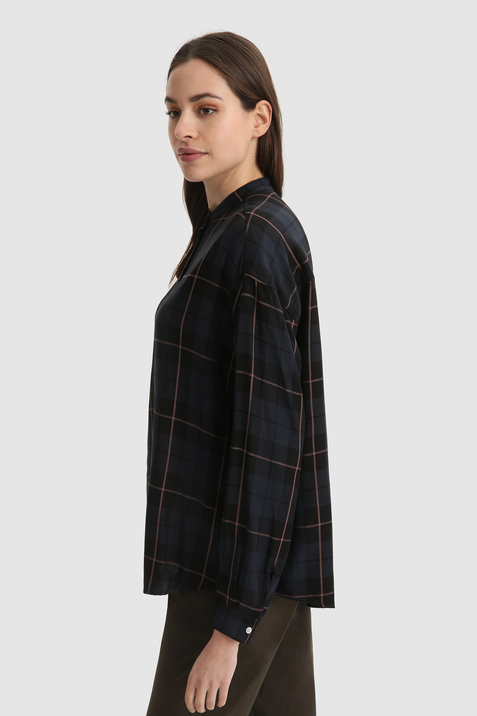 Twill Shirt with band collar