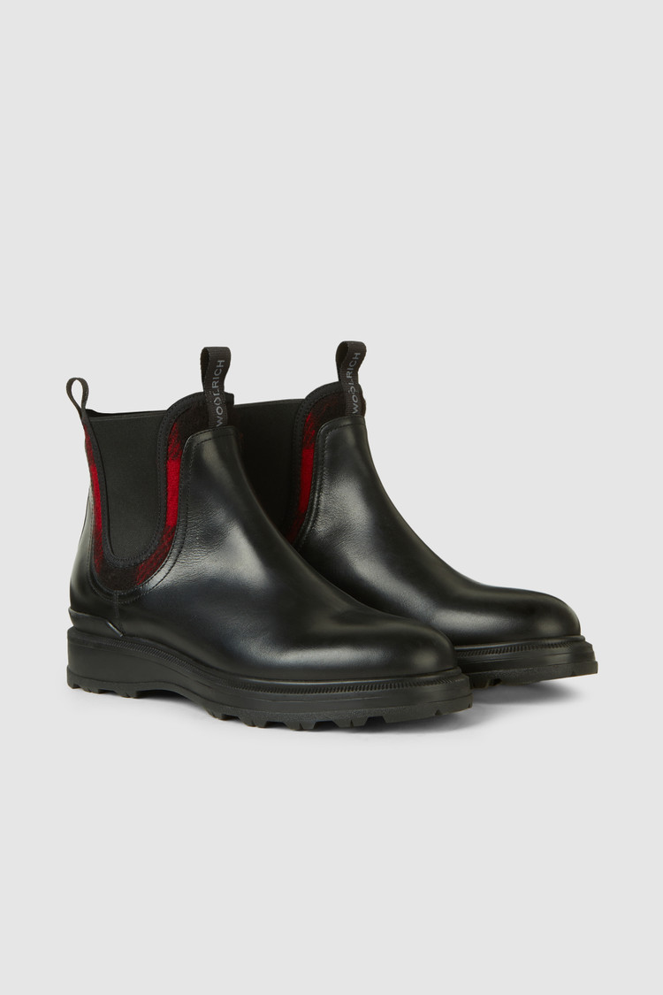 Chelsea boot with check pattern