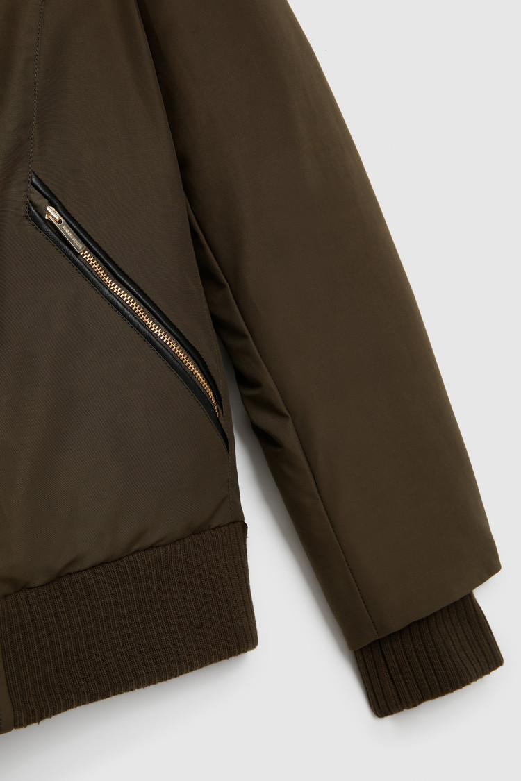 Weoka Bomber