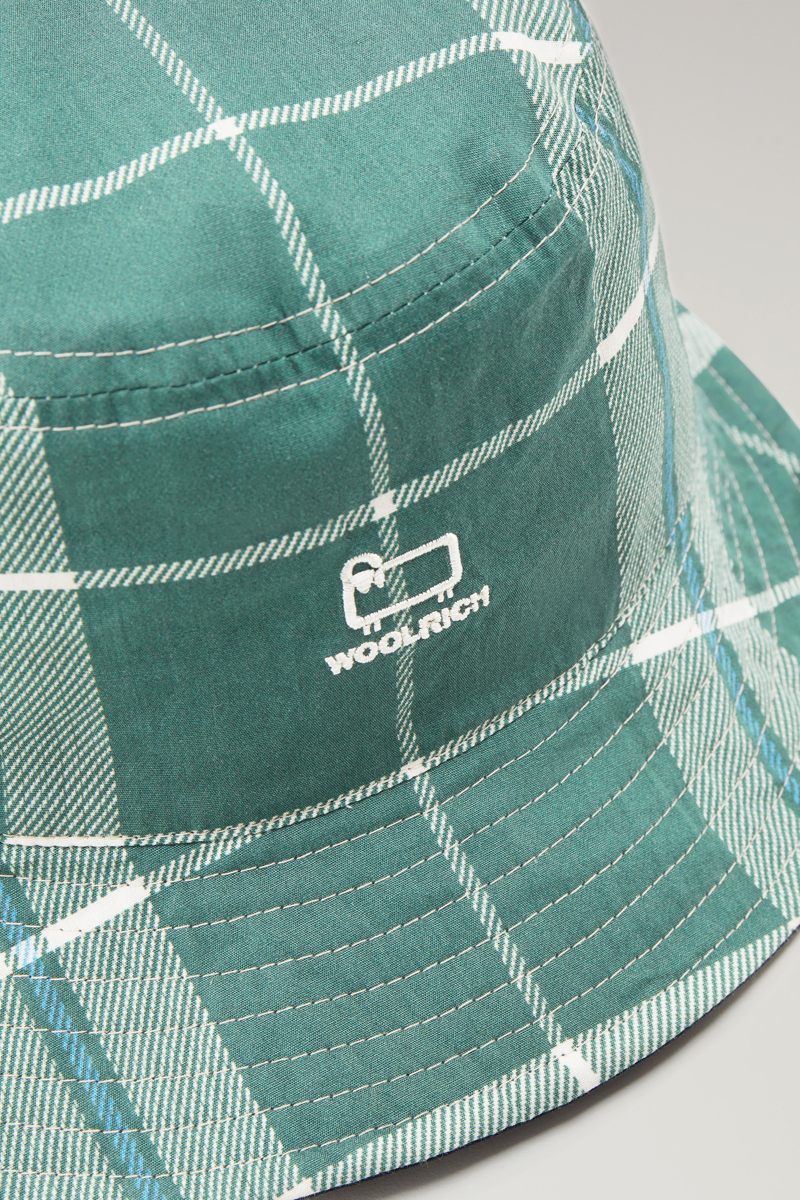 Chapeau double face en pur coton vert photo 2 | Woolrich