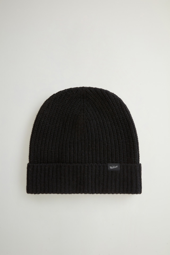 Merino Virgin Wool-Blend Beanie Black photo 1 | Woolrich