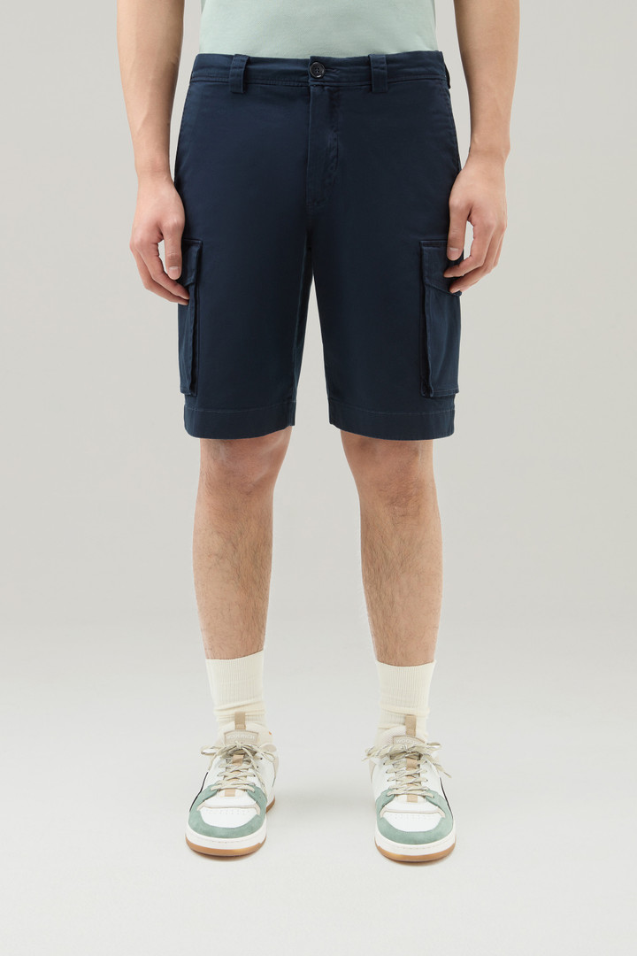 Garment-Dyed Cargo Shorts in Stretch Cotton Blue photo 1 | Woolrich