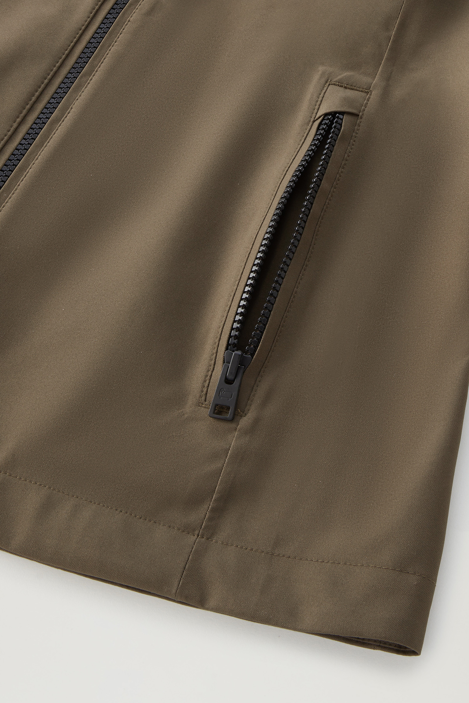 Waterproof Leavitt Jacket with Hood Green photo 9 | Woolrich