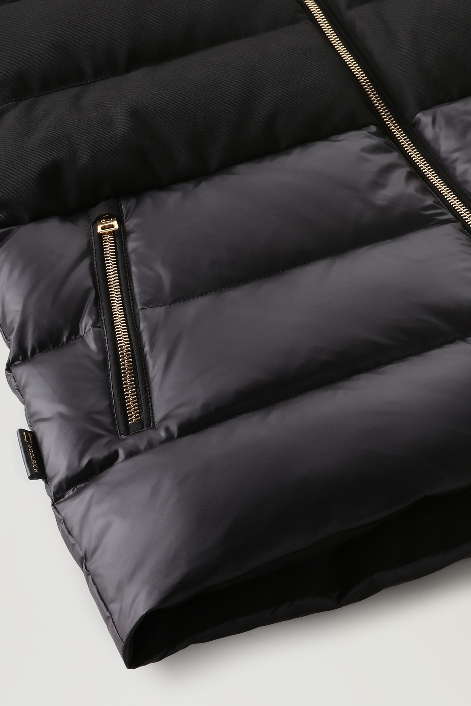 Piumino Luxe nero photo 9 | Woolrich