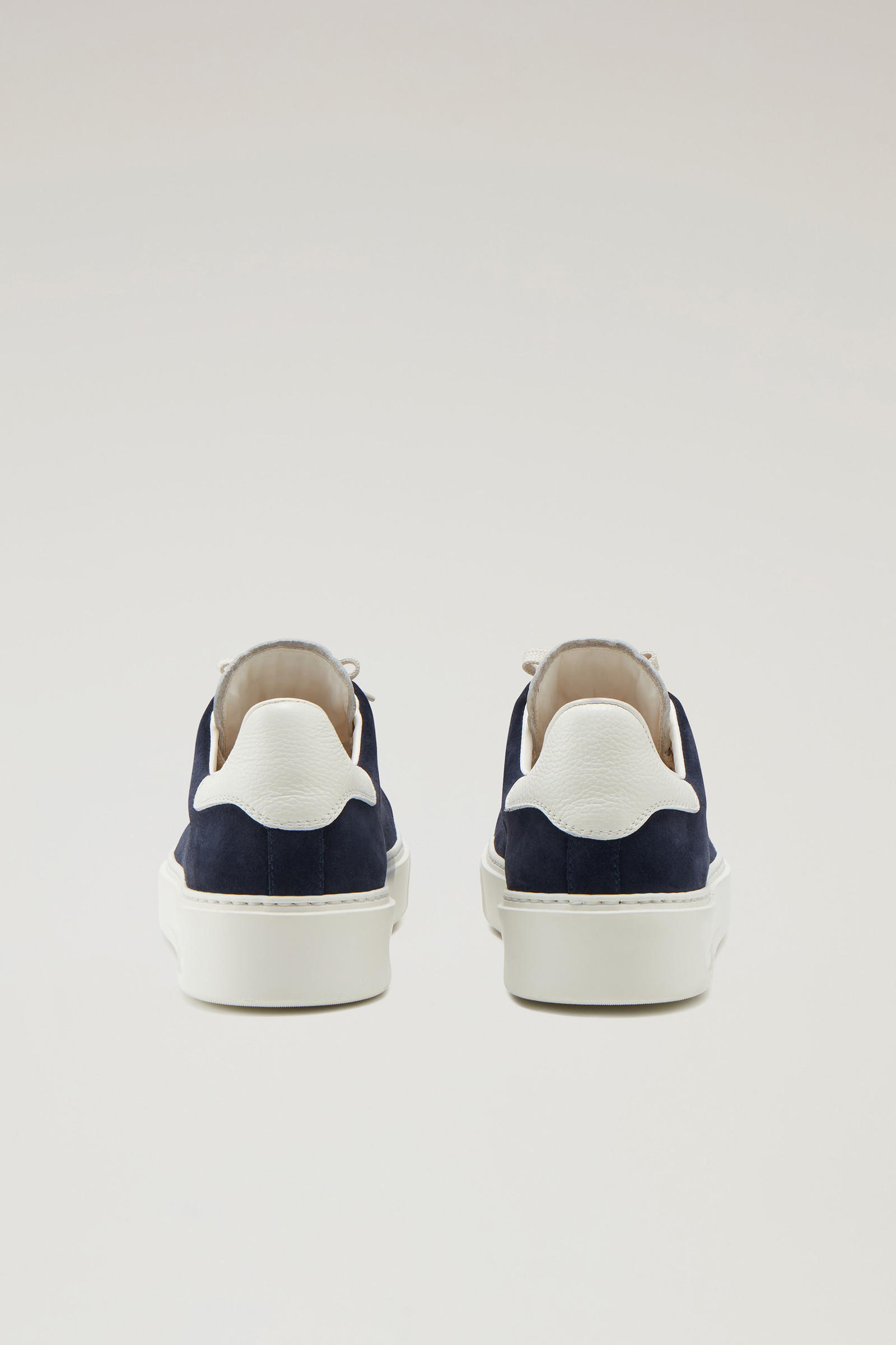 Sneakers Classic Court aus Veloursleder mit kontrastierenden Details blau photo 3 | Woolrich