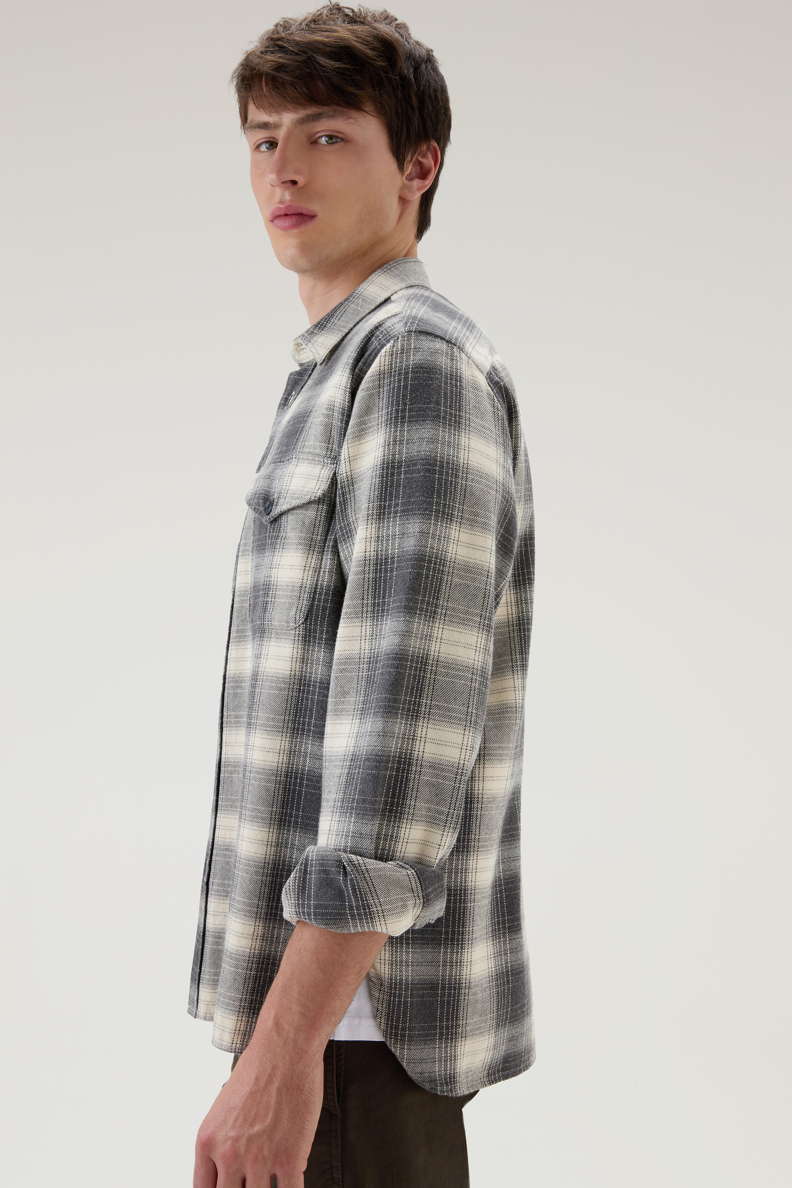 Camicia a quadri in flanella grigio photo 4 | Woolrich