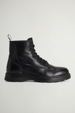Men's Grove Lace-Up Boots in Calfskin Leather black | Woolrich US