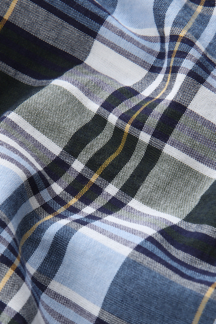 Chemise boutonnée Madras en popeline de coton bleu photo 7 | Woolrich