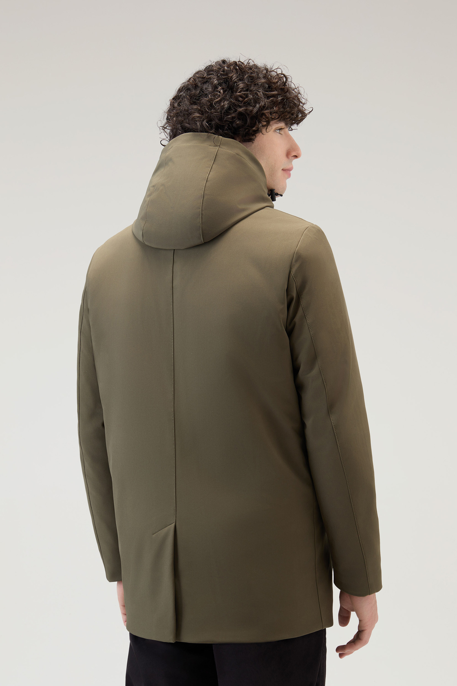 Men's Barrow Mac Coat in Tech Softshell Green | Woolrich UK