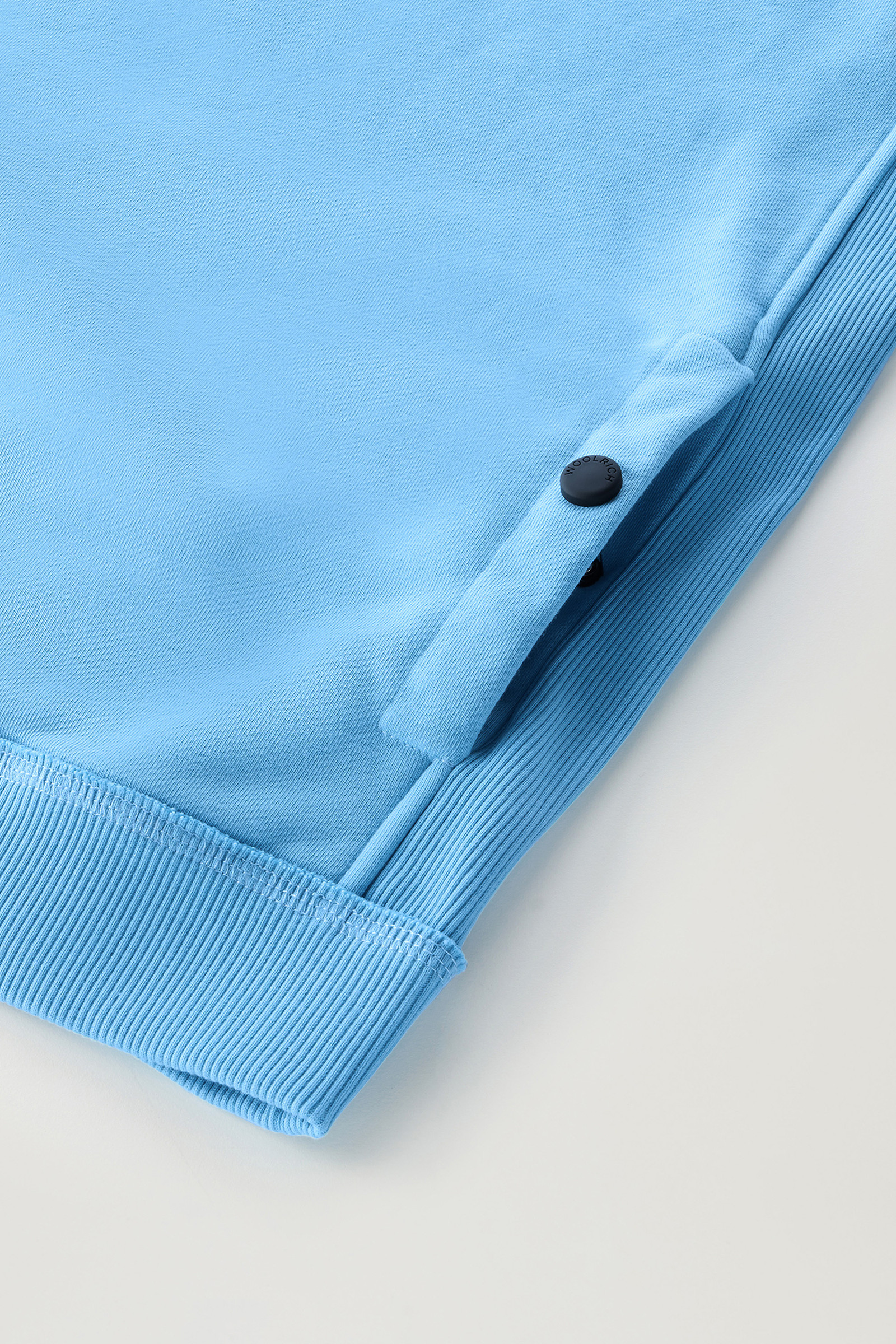 Felpa girocollo in misto cotone con tasche blu photo 9 | Woolrich
