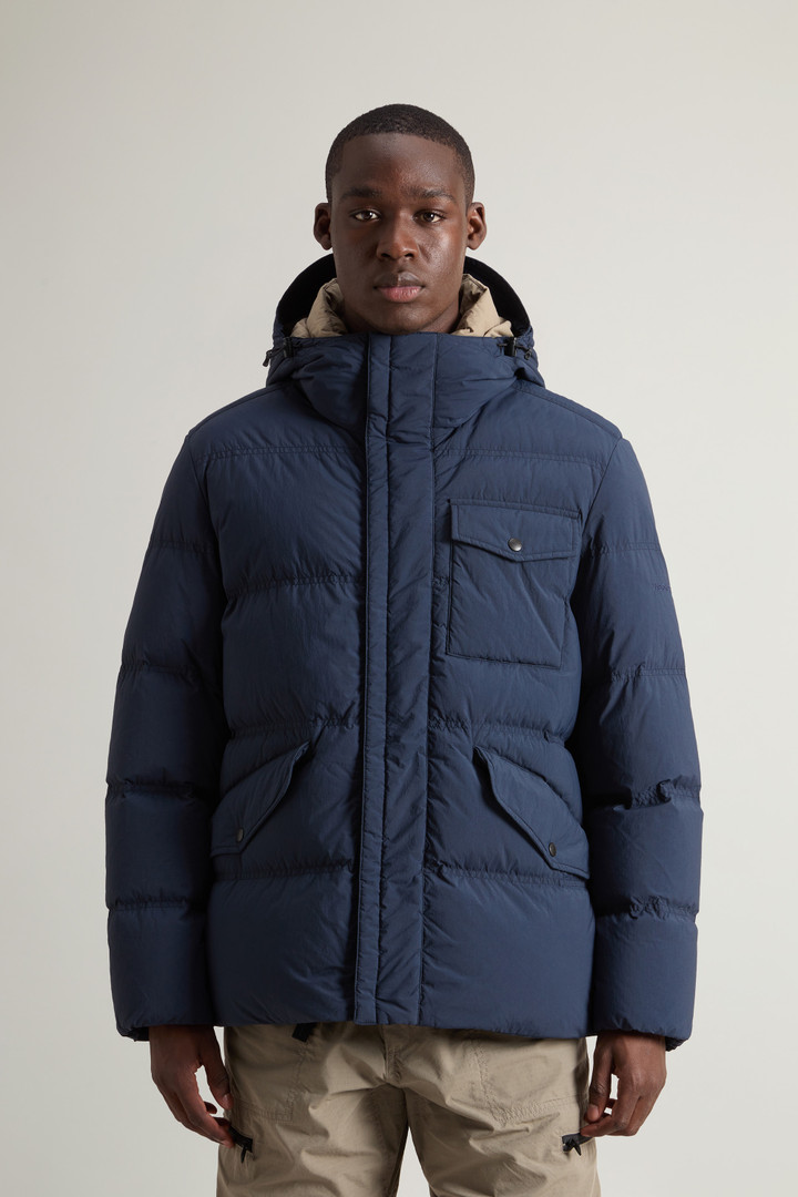 GARMENT DYED PUFFER JACKET Bleu photo 1 | Woolrich