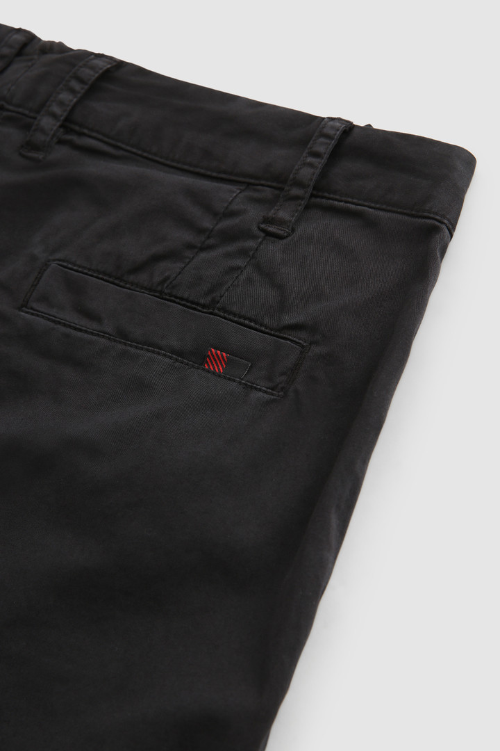 Pantalones cortos de satén elástico