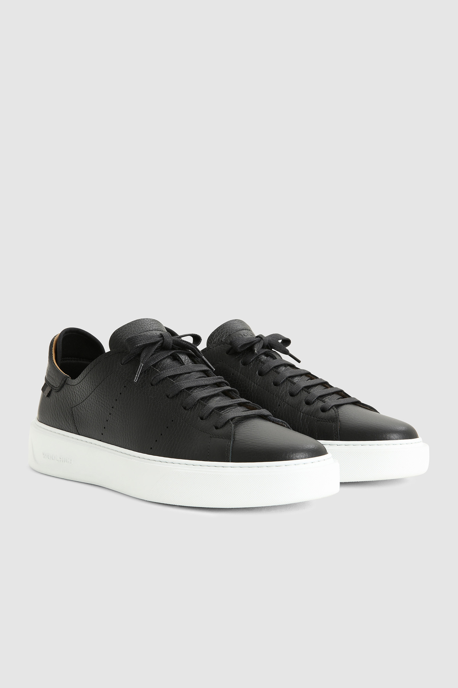 Men's Tumbled leather Classic Court sneakers Black | Woolrich