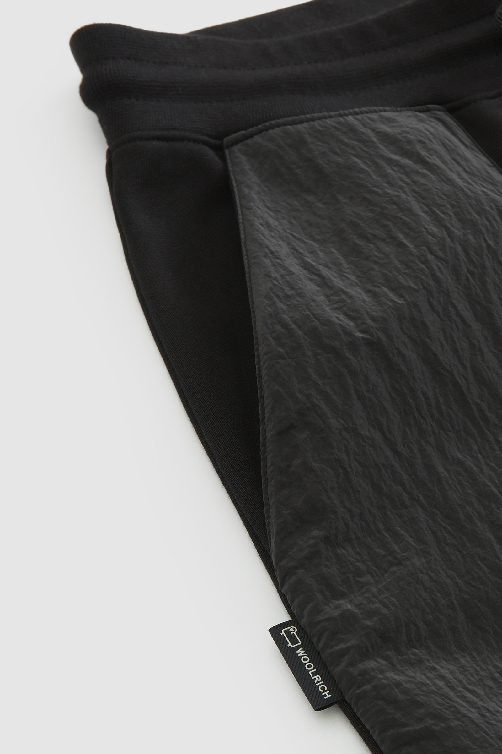 Fleece cotton pant with crinkle nylon details Black photo 6 | Woolrich