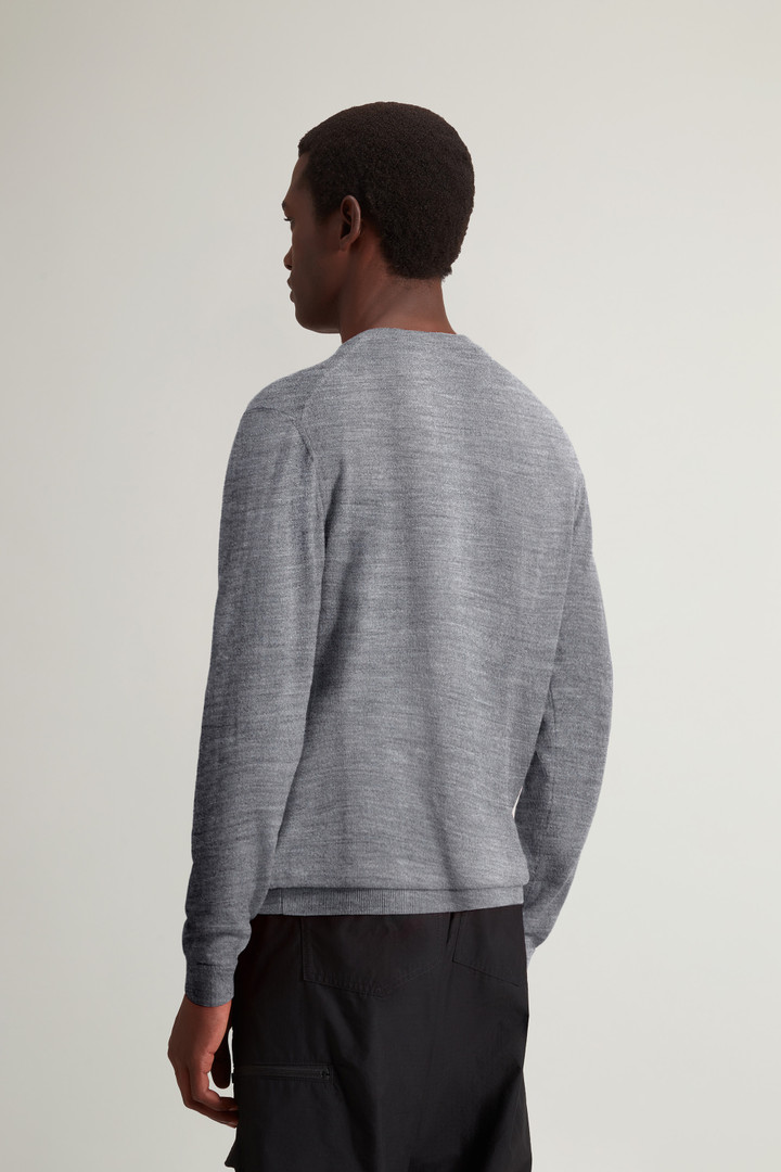 Crewneck Sweater in Pure Merino Virgin Wool Gray photo 3 | Woolrich