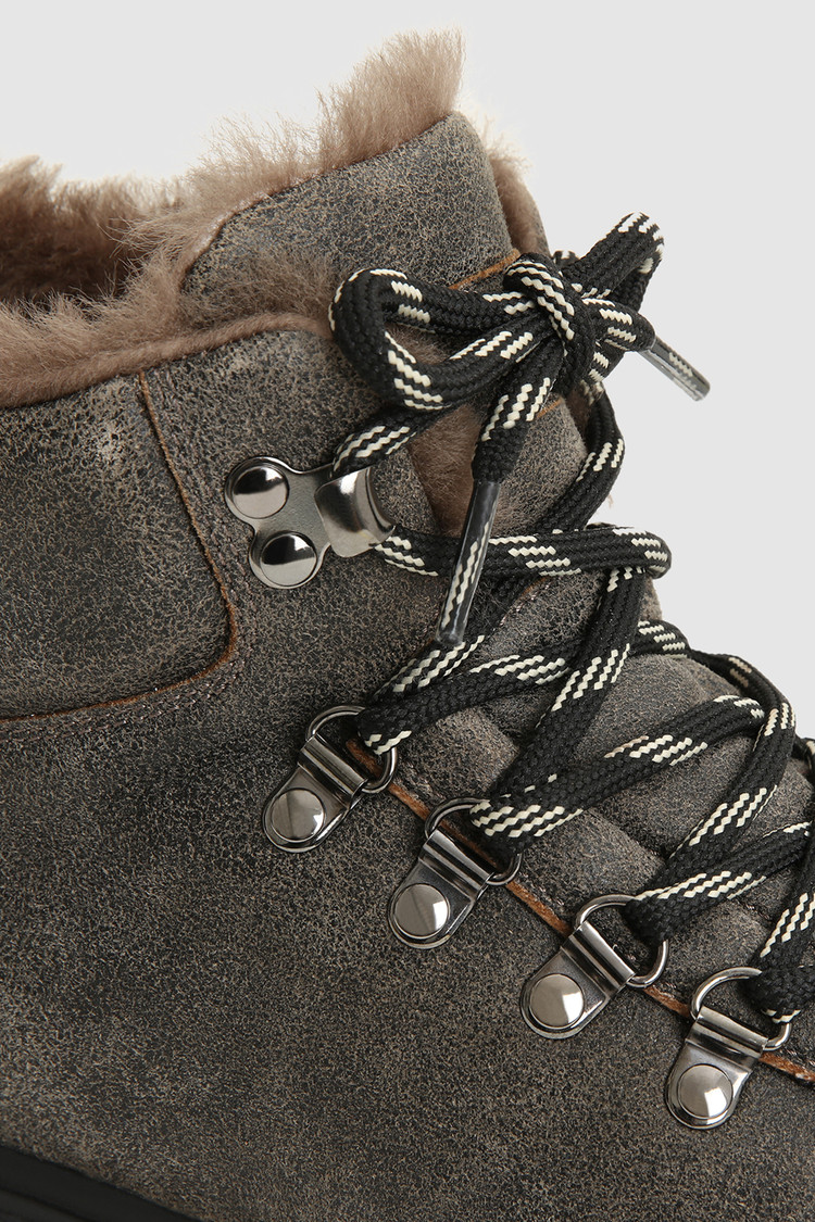Bottes Hiking en peau de mouton suédée