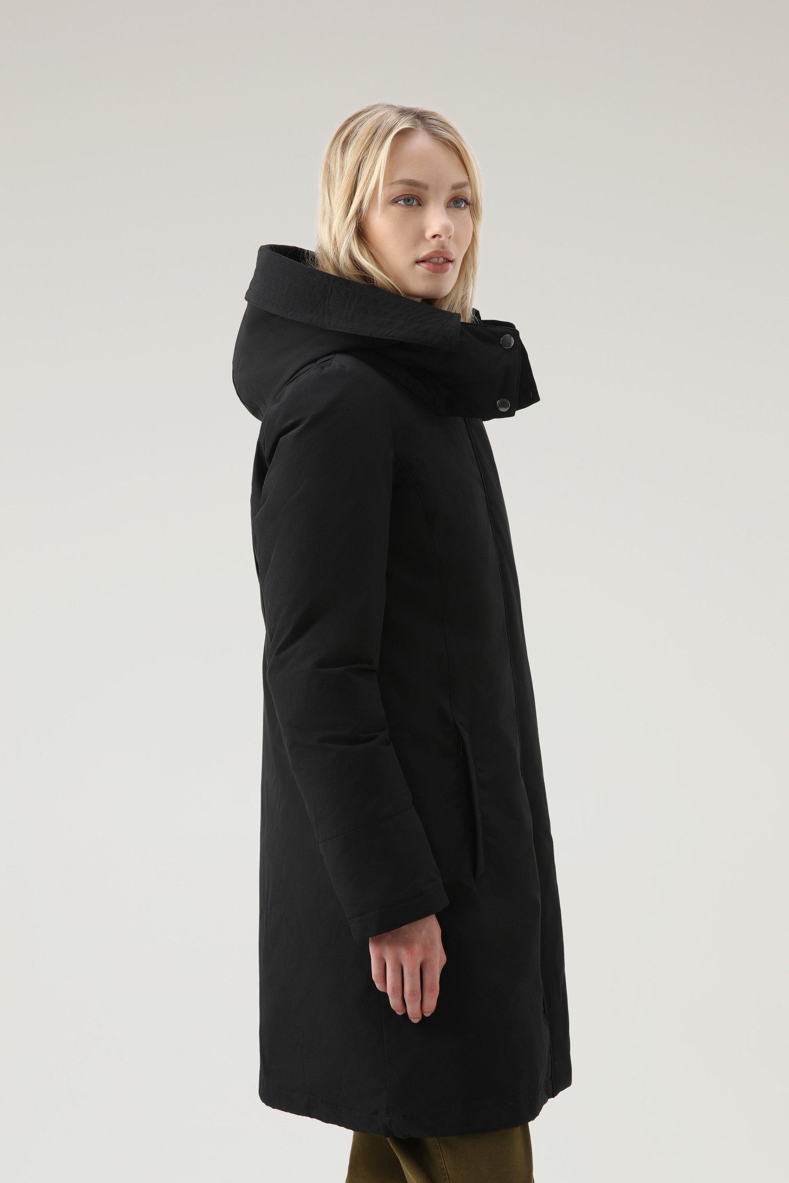 Women's Bow Bridge Parka in Ramar Cloth with Faux Fur Black | Woolrich USA