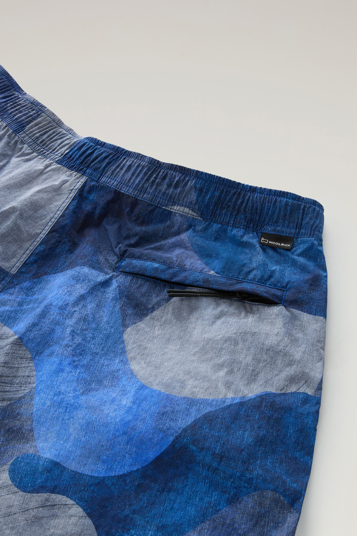 Shorts aus Crinkle-Nylon mit Print Blau photo 7 | Woolrich