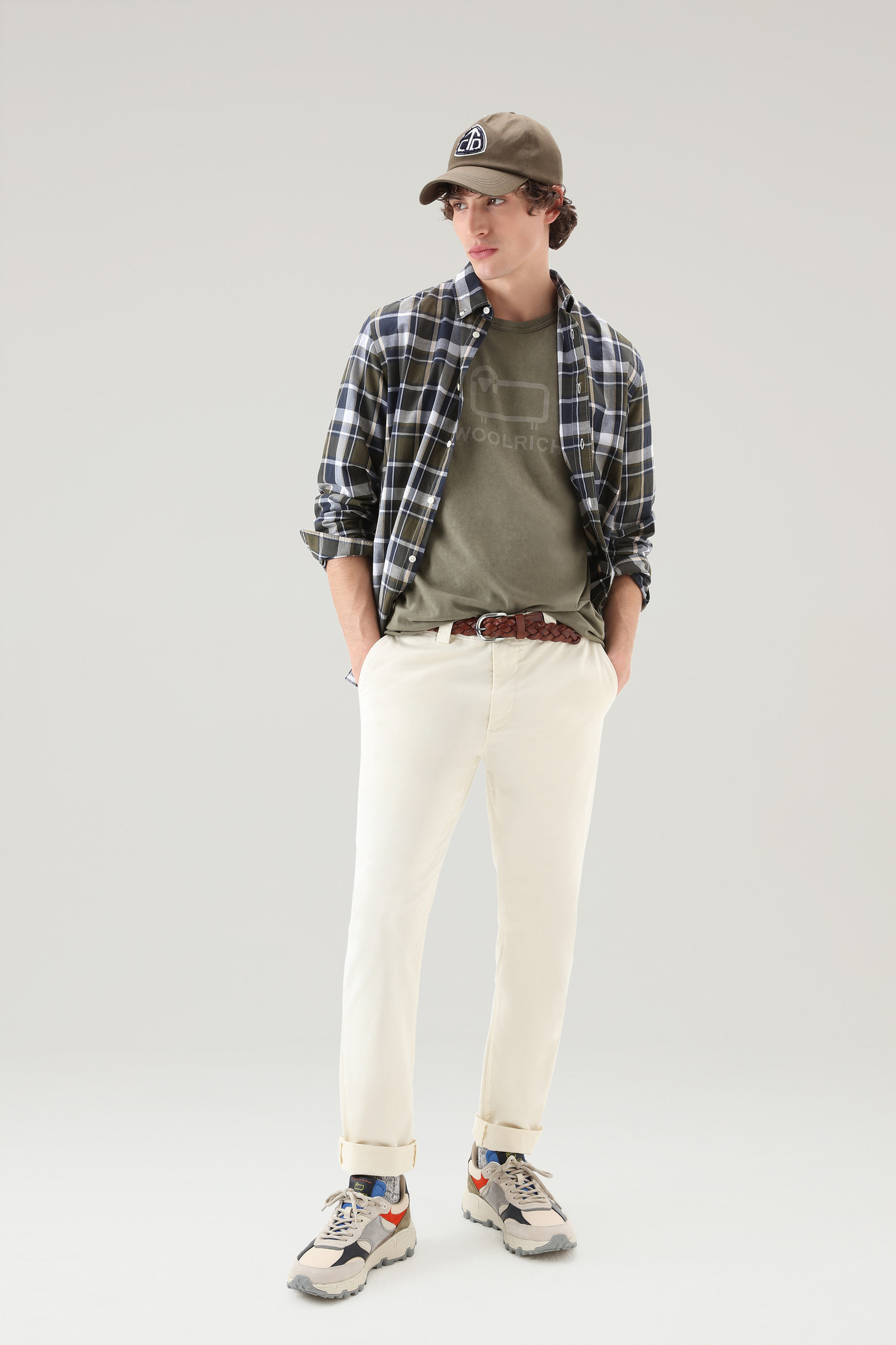 Garment-Dyed Classic Chino Pant in Cotton White photo 2 | Woolrich