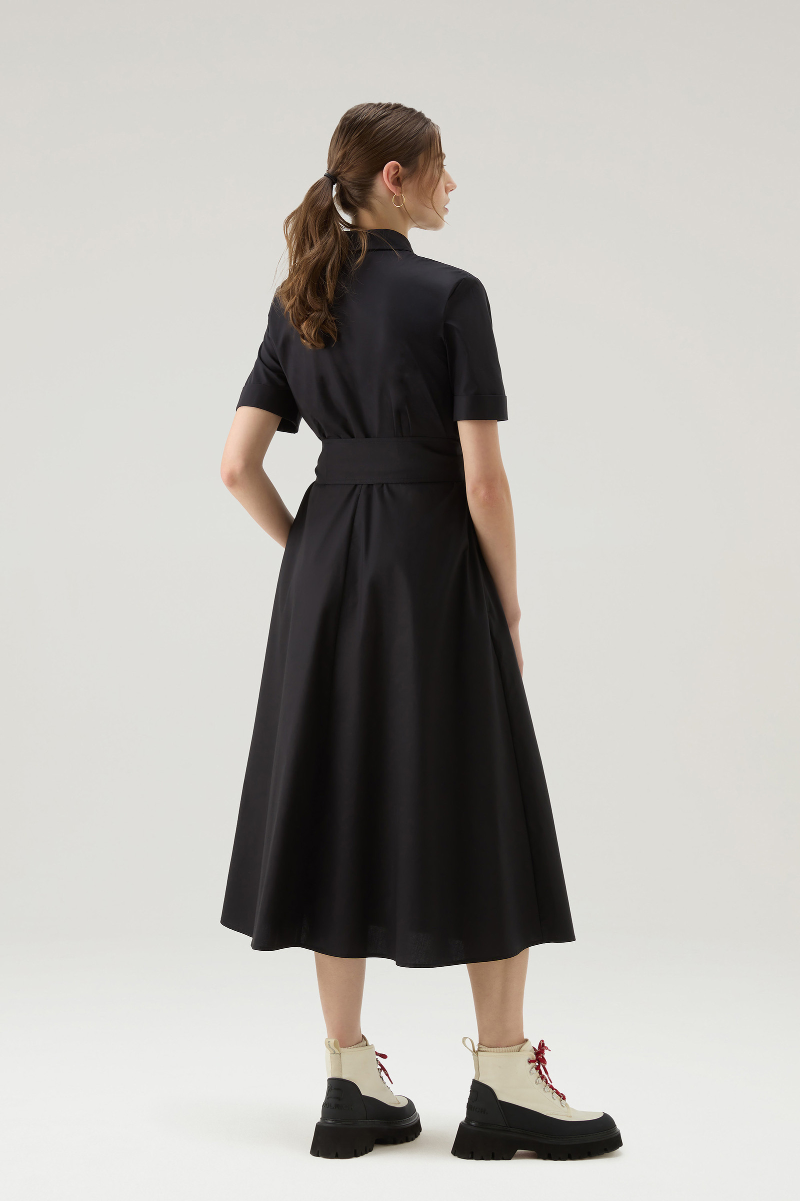 Robe chemise en popeline de pur coton noir photo 3 | Woolrich