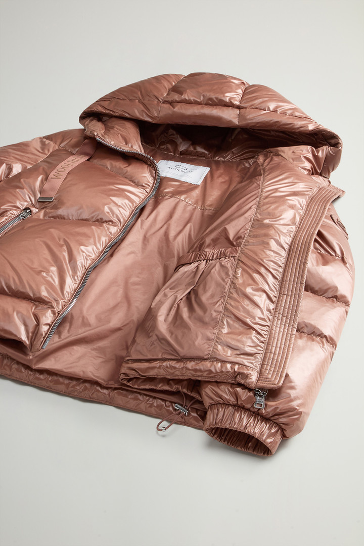 Aliquippa Short Down Jacket in Glossy Nylon Brown photo 9 | Woolrich