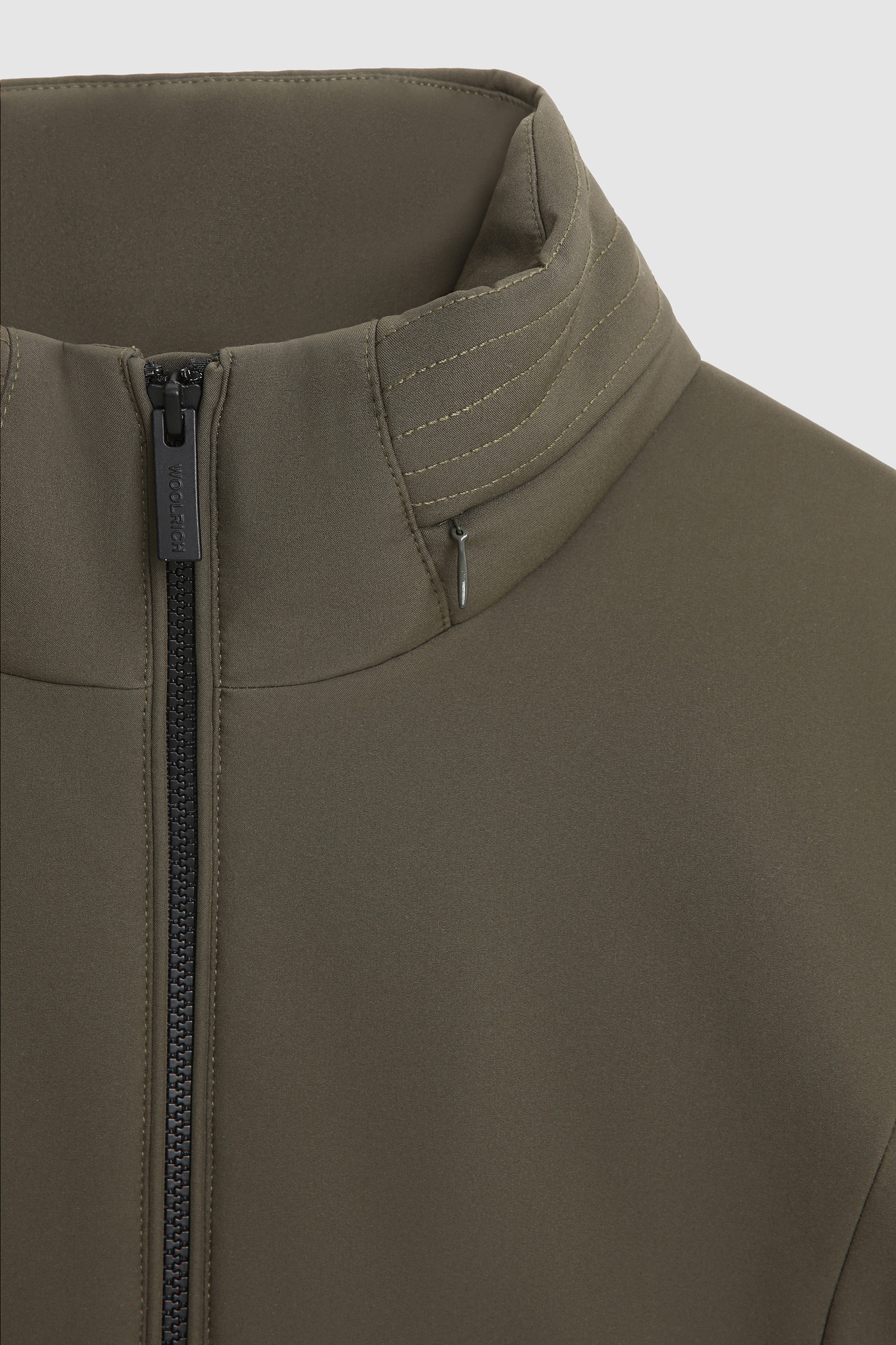 Jacke Firth mit versteckter Kapuze