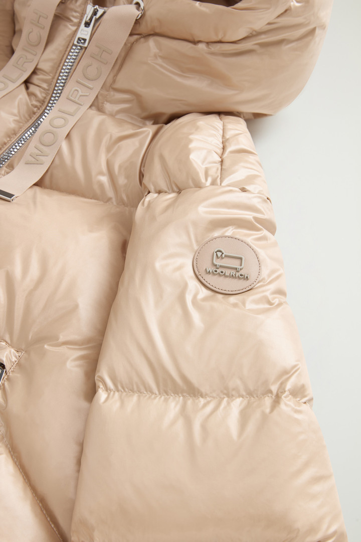 Aliquippa Short Down Jacket in Glossy Nylon Beige photo 7 | Woolrich