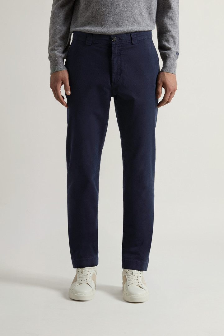 Garment-Dyed Chino Pants in Stretch Cotton Twill Blue photo 2 | Woolrich