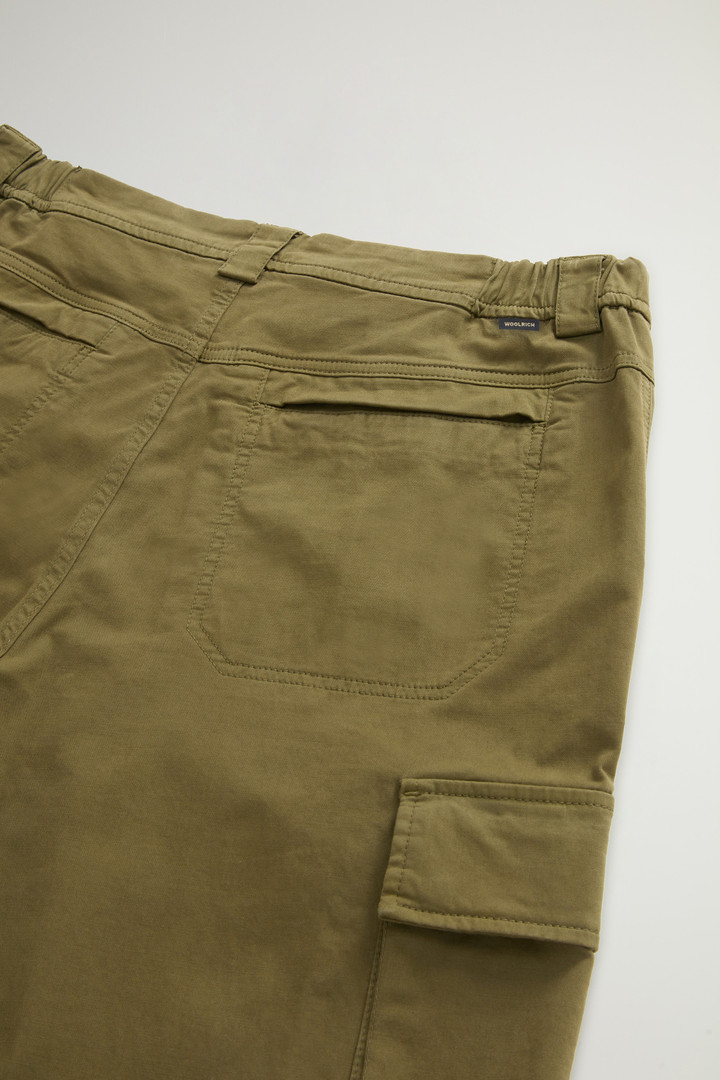 Garment-dyed Cargo Pants in Stretch Cotton Green photo 7 | Woolrich